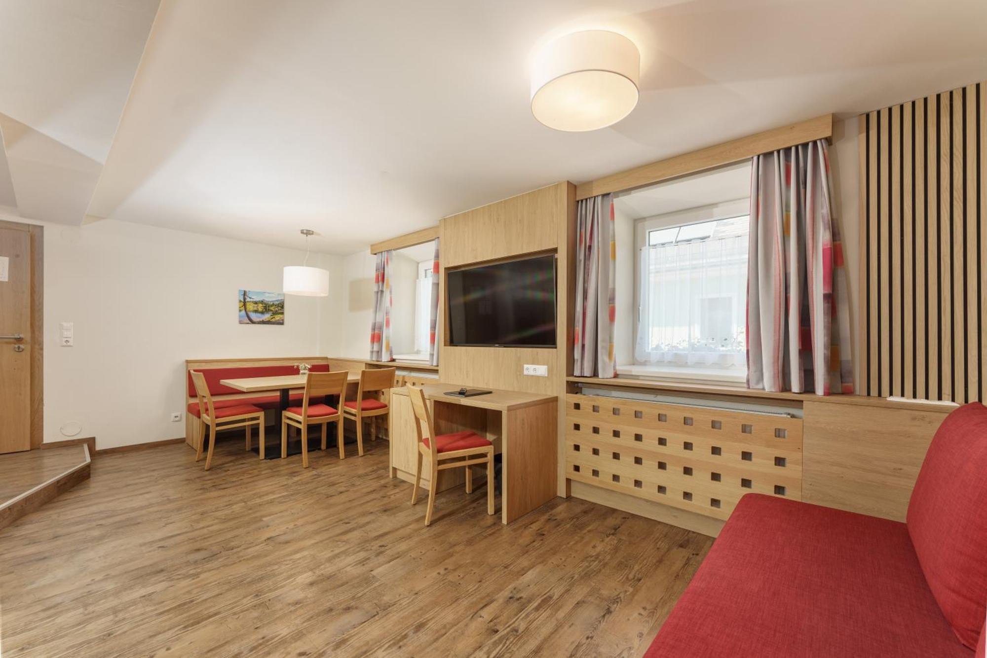 Kirchenwirt Schladming Hotel Buitenkant foto