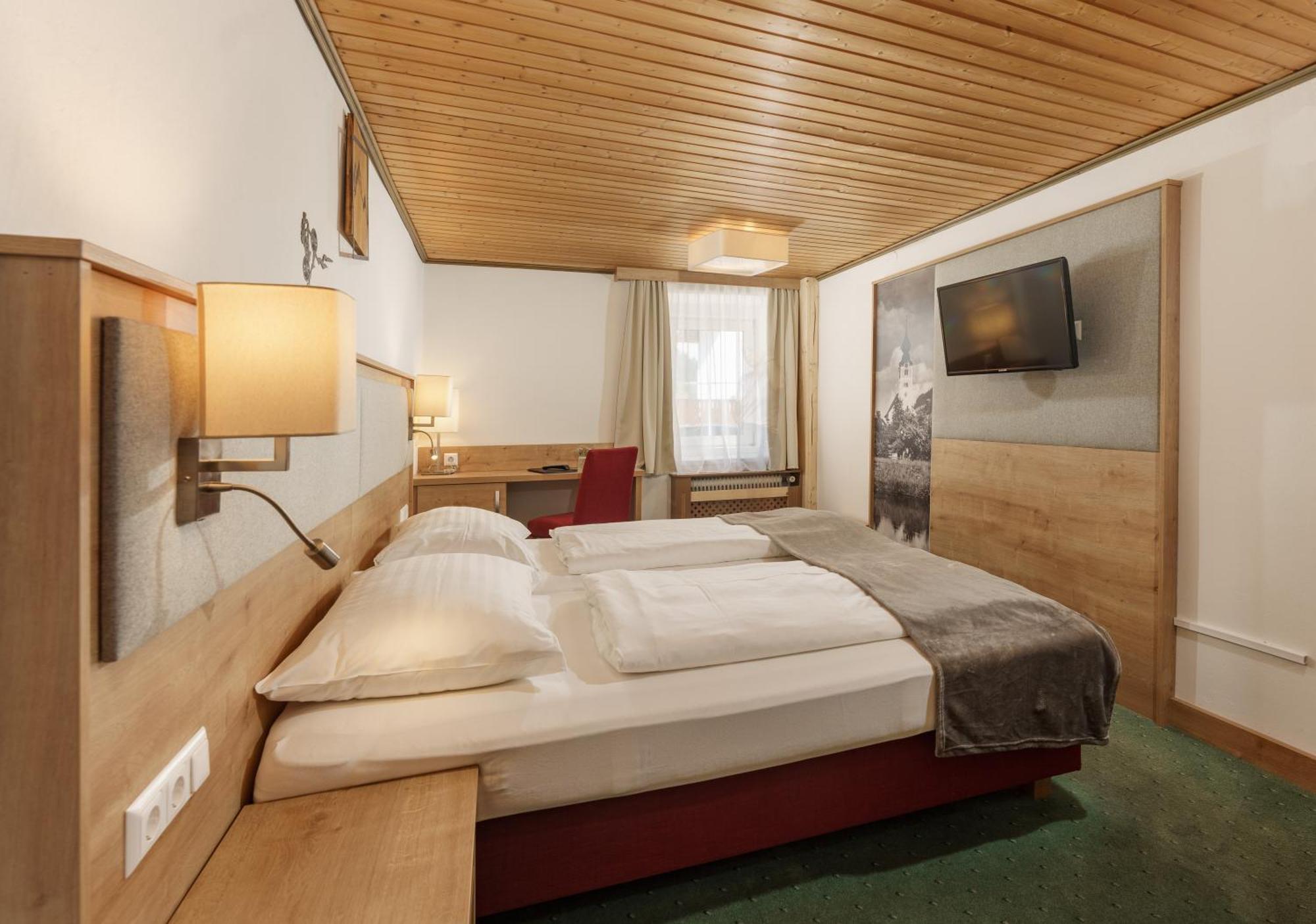 Kirchenwirt Schladming Hotel Buitenkant foto