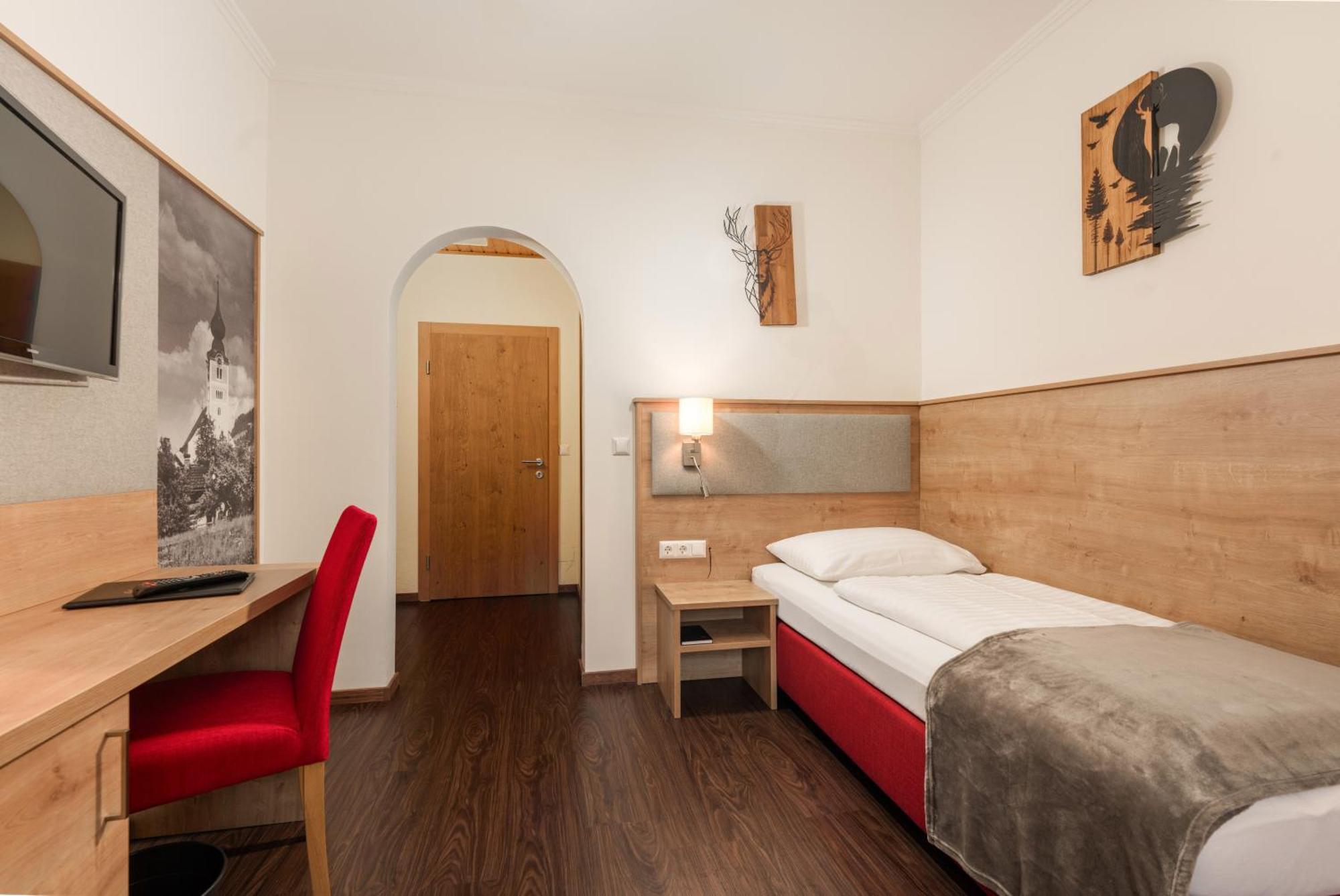 Kirchenwirt Schladming Hotel Buitenkant foto