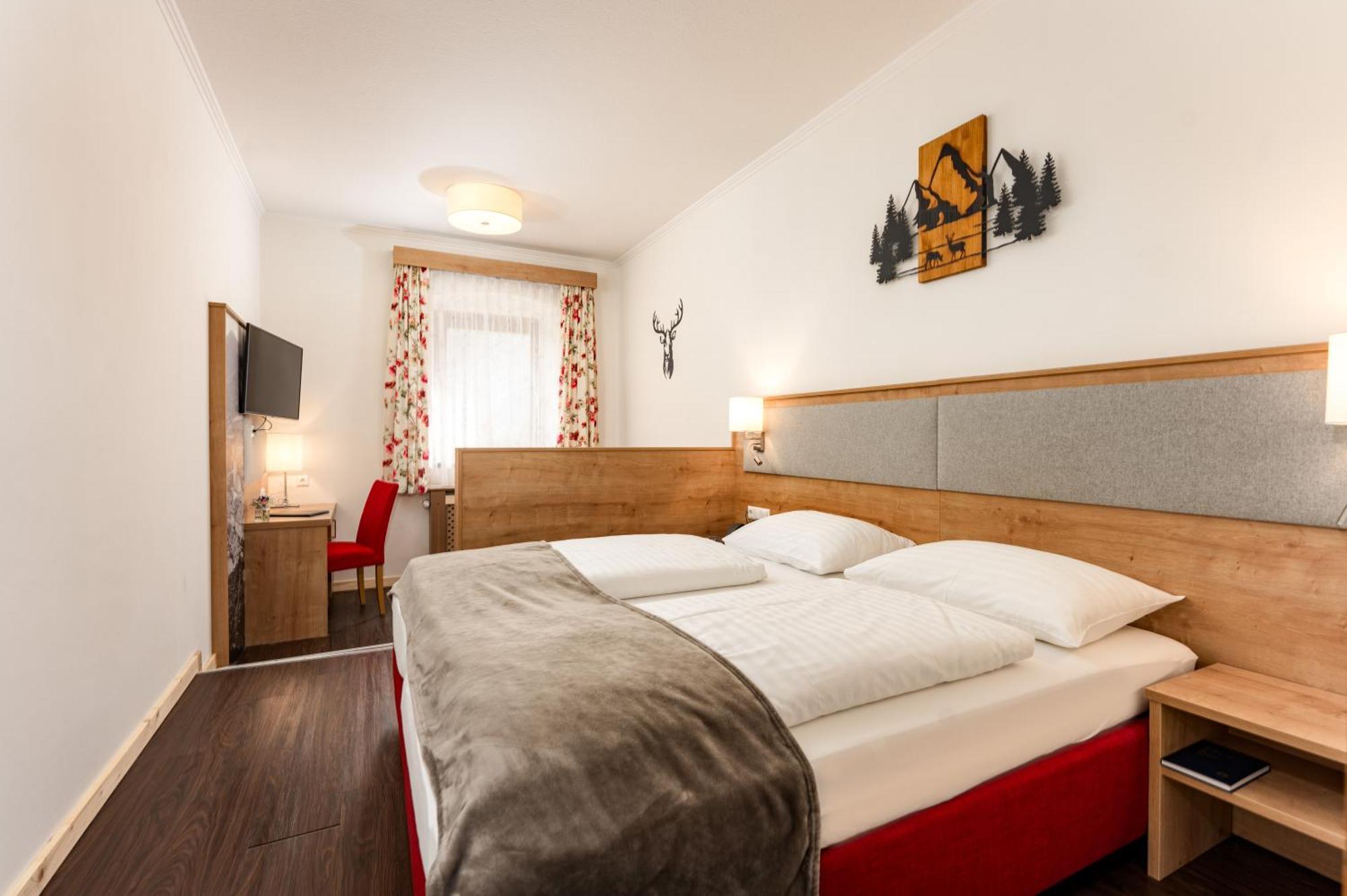 Kirchenwirt Schladming Hotel Buitenkant foto